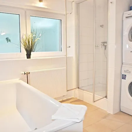 Apartment Thor Heyerdahl *